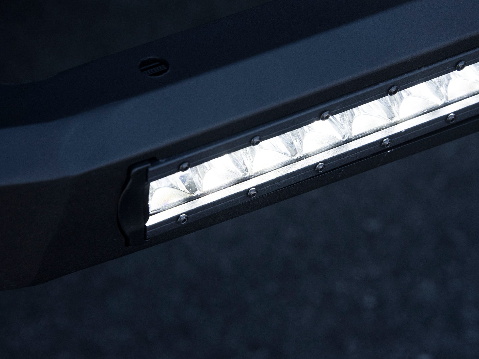 Armordillo 2000-2006 Chevy Tahoe 2500 AR Series Bull Bar w/LED - Matte Black - Armordillo USA by I3 Enterprise Inc. 