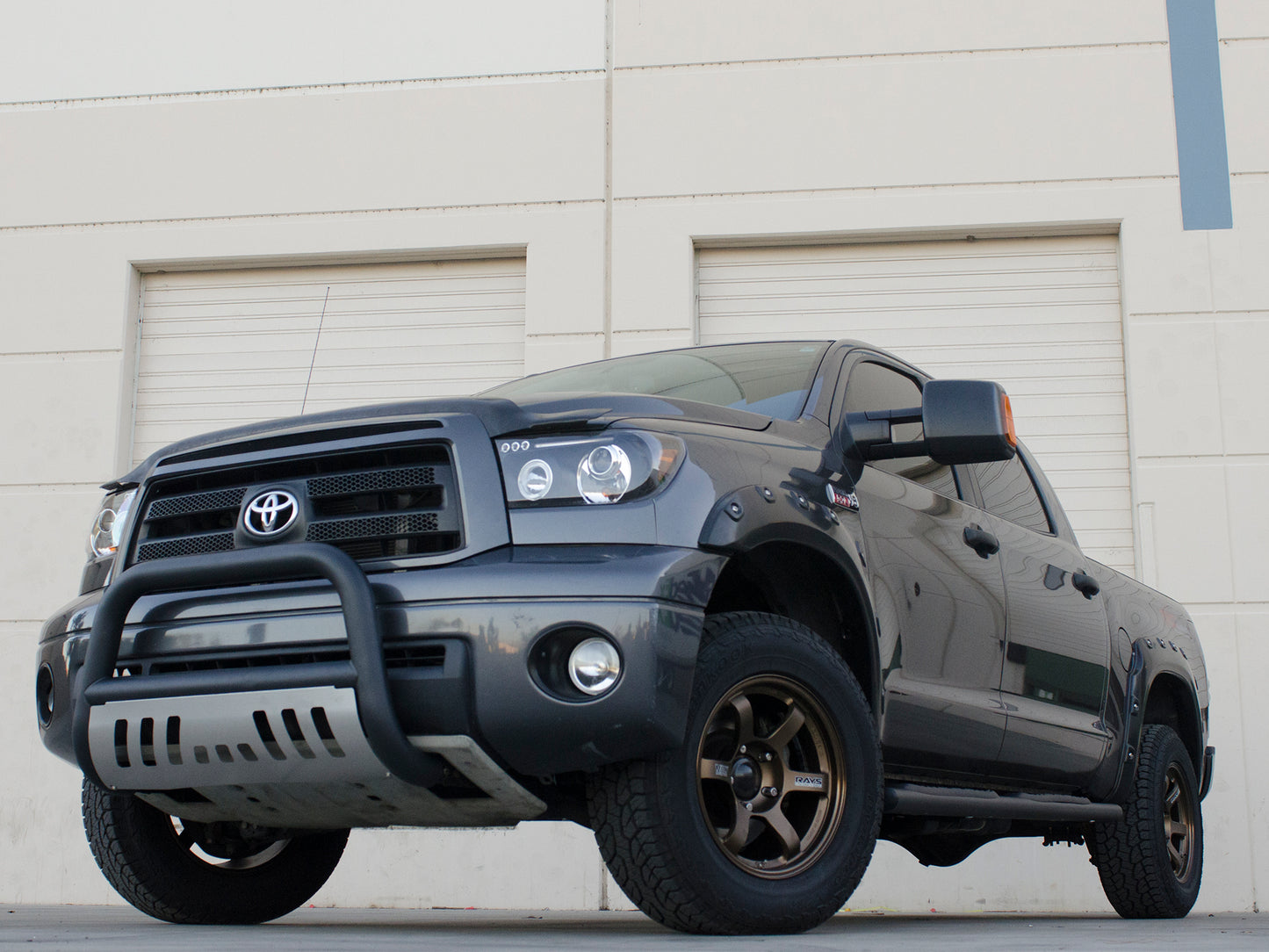 Armordillo 2005-2011 Dodge Dakota Classic Bull Bar - Matte Black W/Aluminum Skid Plate - Armordillo USA by I3 Enterprise Inc. 