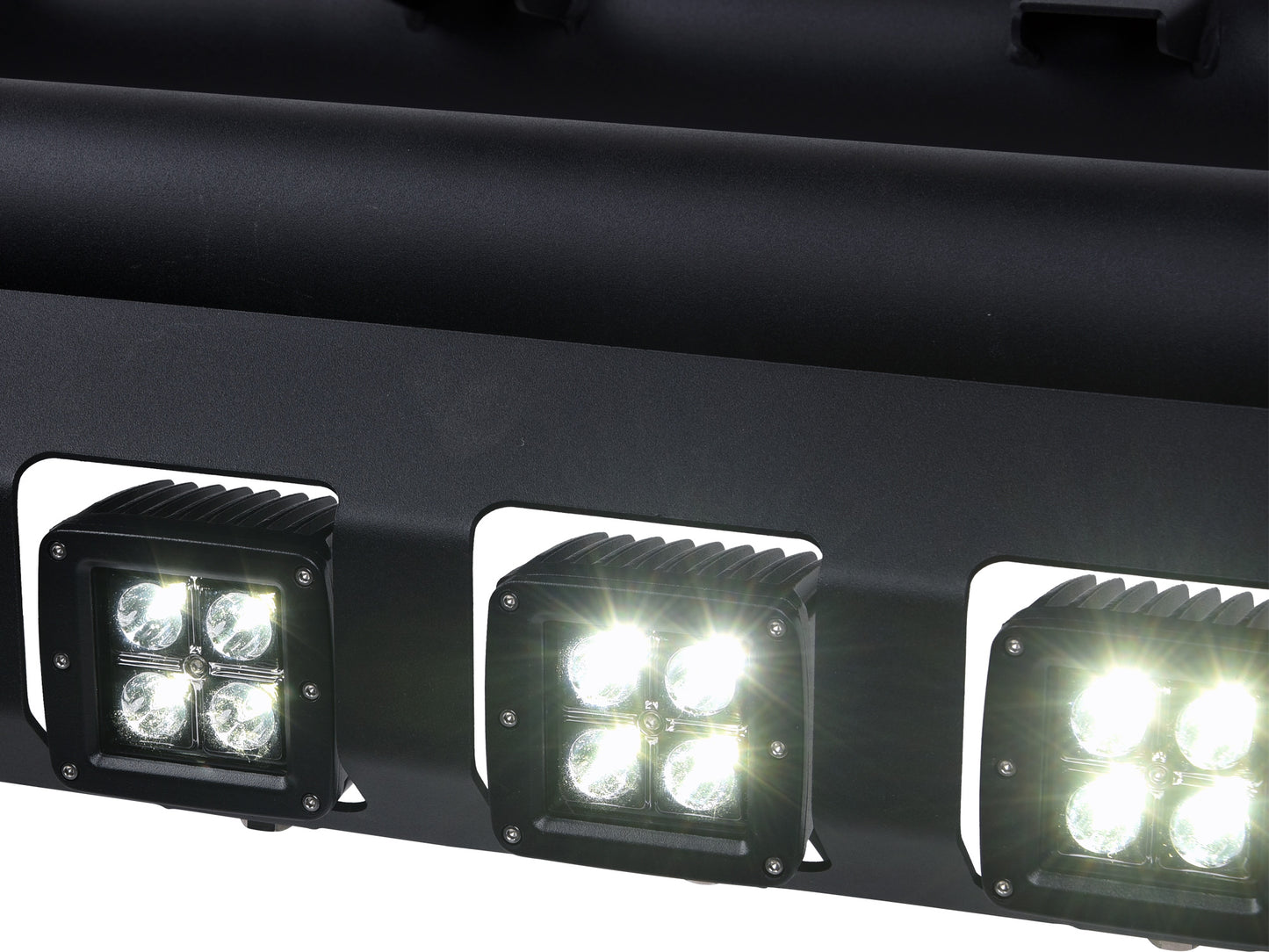 Armordillo CR1 Chase Rack W/LED Shroud For Mid Size Trucks