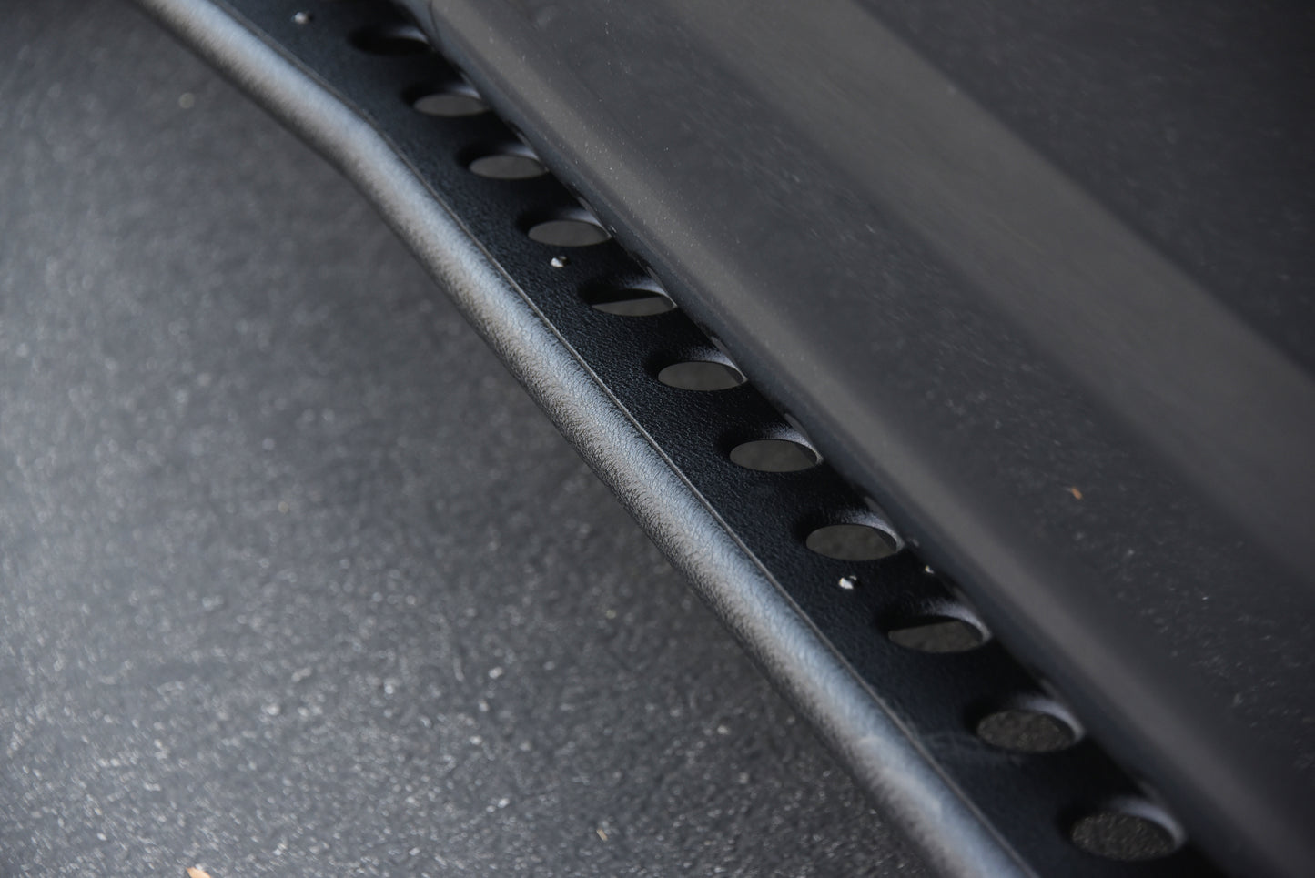 Armordillo 2007-2018 GMC Sierra 1500/2500/3500 Double Cab RS Series Running Board - Texture Black