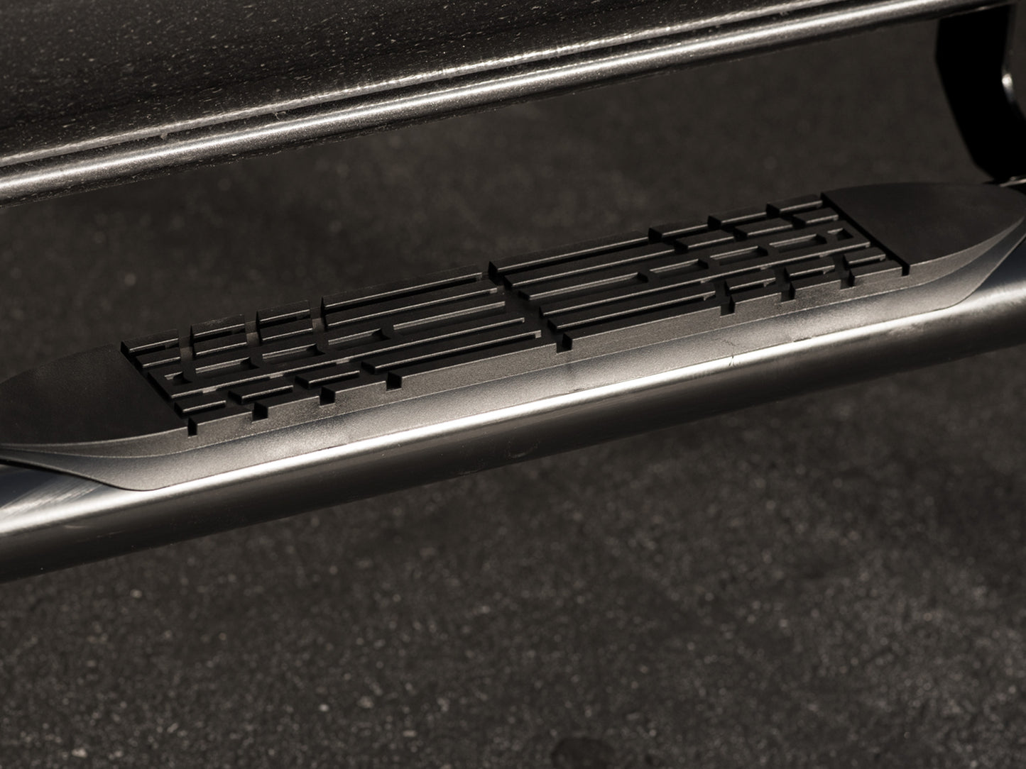 Armordillo 2018-up Jeep Wrangler Unlimited (JL Model) 4" Oval Step Bar - Black - Armordillo USA by I3 Enterprise Inc. 