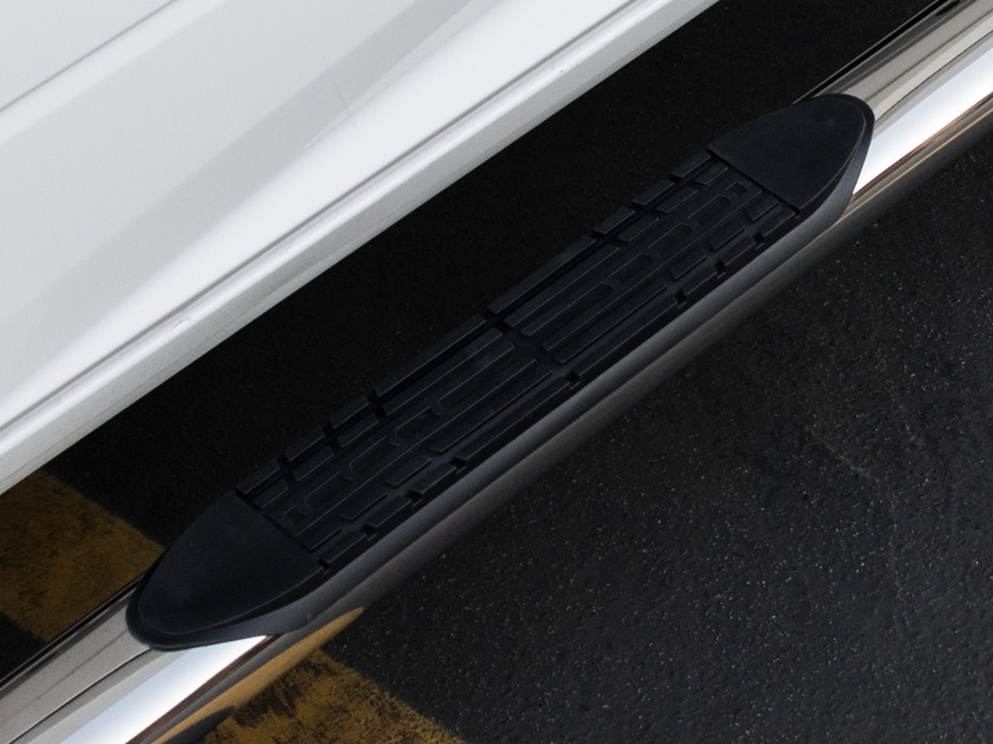 Armordillo 2007-2019 Toyota Tundra - Double Cab 4" Oval Step Bar -Polished - Armordillo USA by I3 Enterprise Inc. 