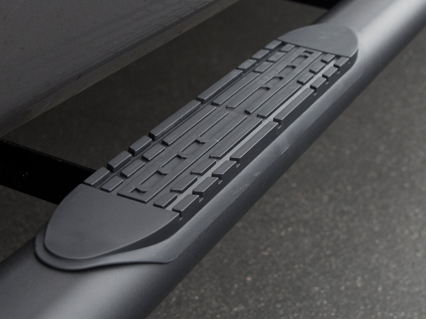 Armordillo 2002-2008 Dodge Ram 1500 - Regular Cab 4" Oval Step Bar -Matte Black - Armordillo USA by I3 Enterprise Inc. 