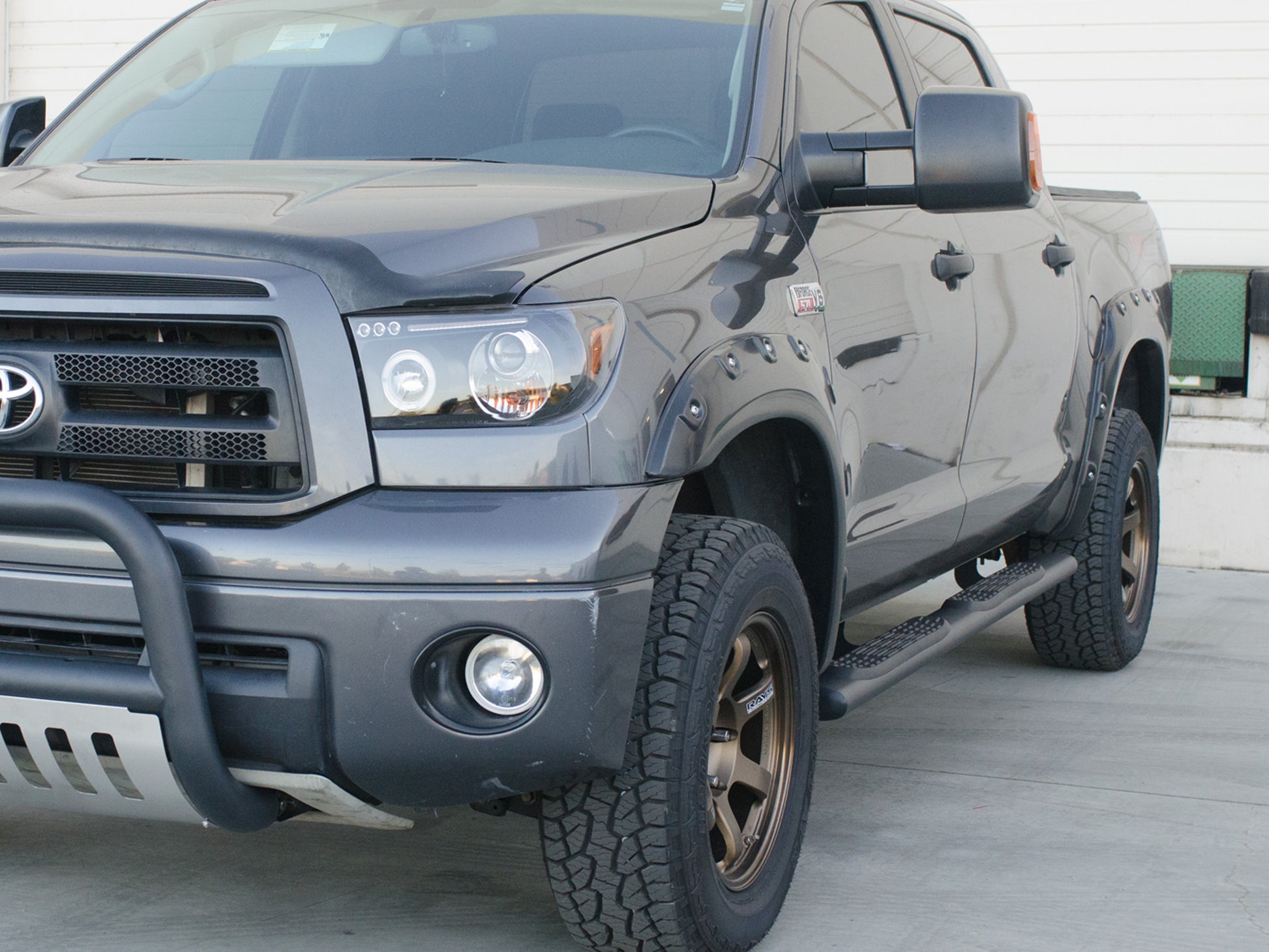 Armordillo 2003-2009 Dodge Ram 2500/3500 - Quad Cab 5" Oval Step Bar - Matte Black - Armordillo USA by I3 Enterprise Inc. 